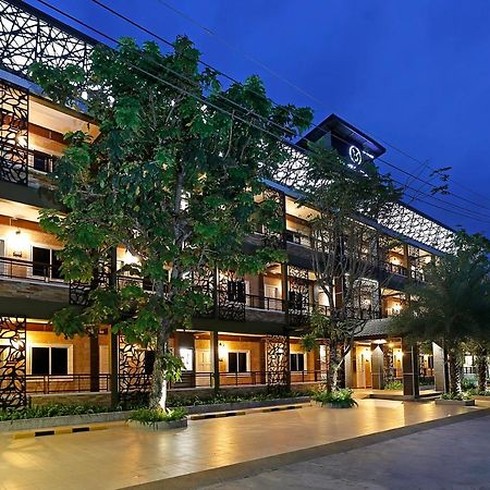 The Vega Resort 春武里 外观 照片