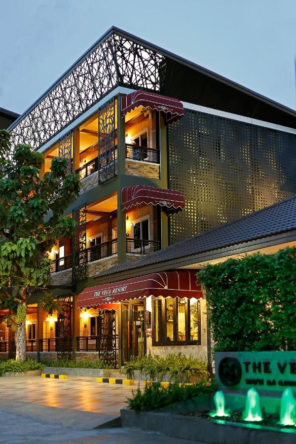 The Vega Resort 春武里 外观 照片