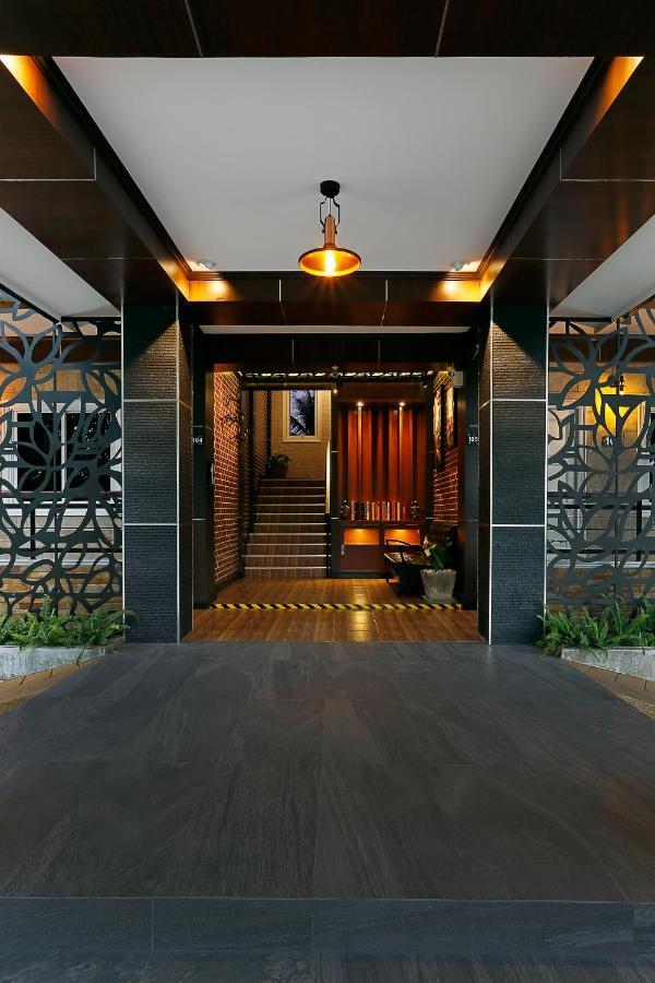 The Vega Resort 春武里 外观 照片